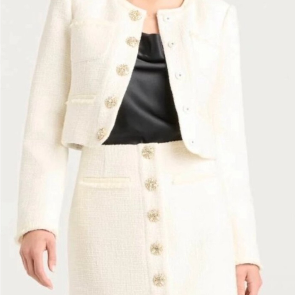 Cinq a sept Linda Tweed cream Blazer and skirt with Gold-Tone crystal Buttons